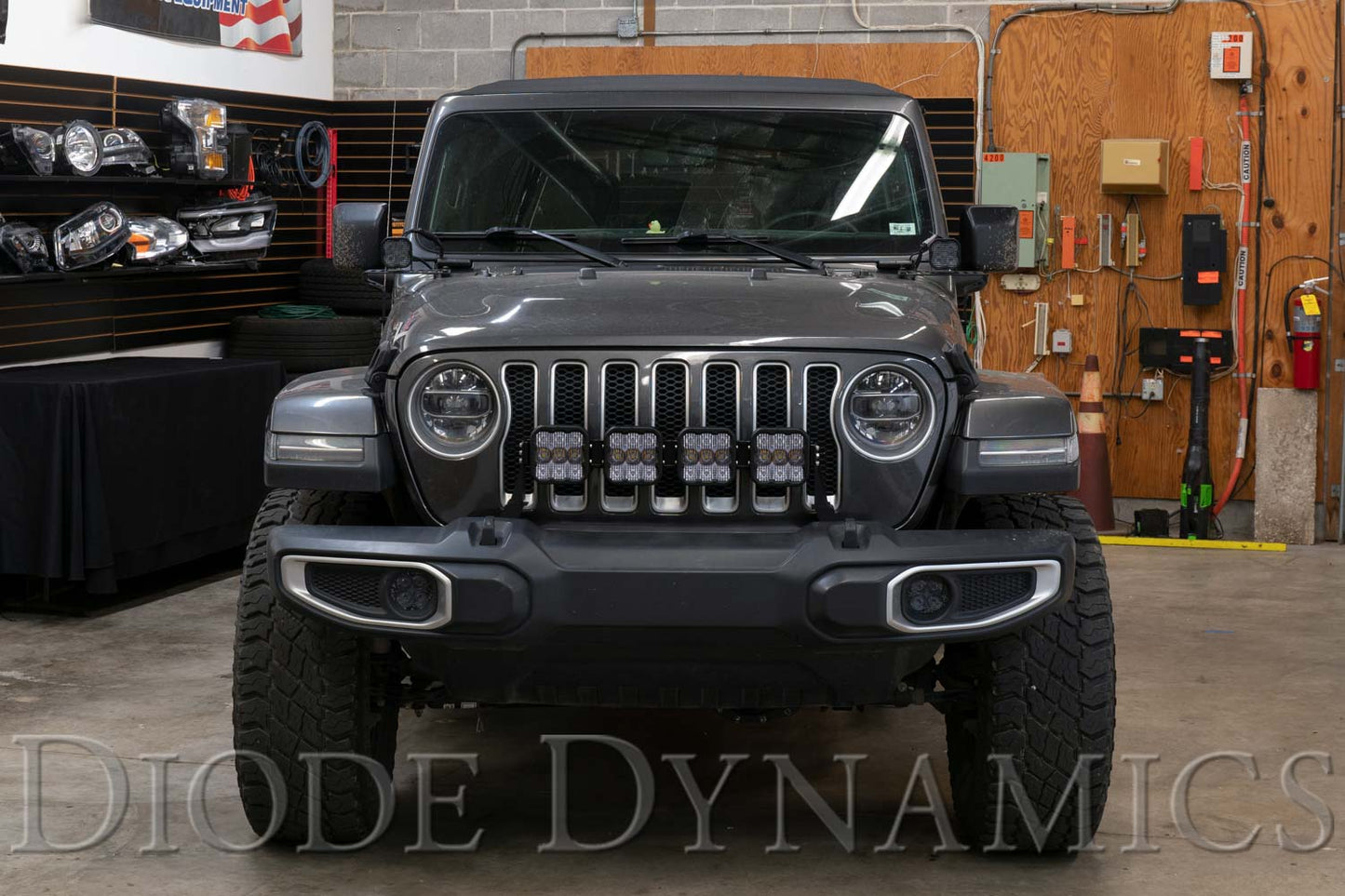 Jeep JL SS5 4-Pod CrossLink Grille Lightbar Kit