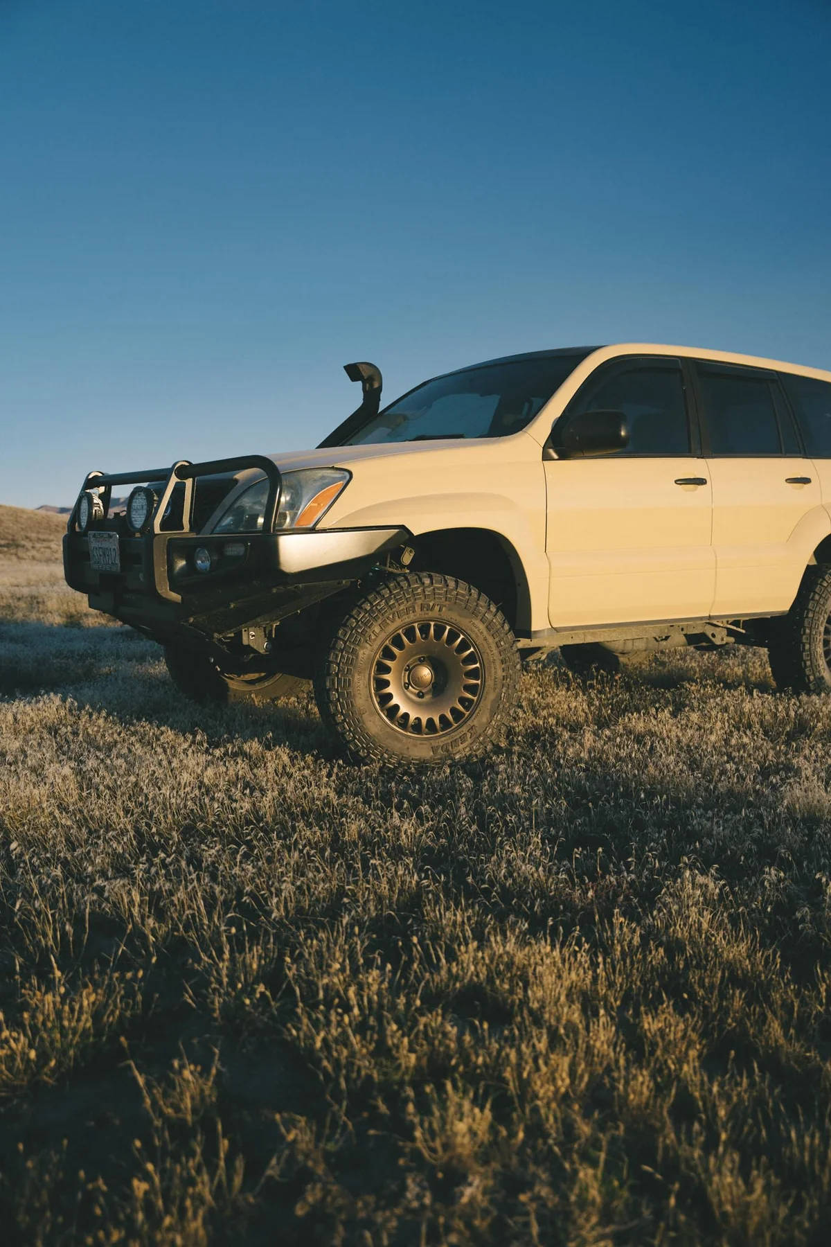 Nomad Wheels - 503 Sahara 17"x8.5"